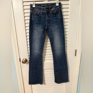 American Eagle Women’s Dark Wash Kick Bootcut Jeans. Stretch. Size 2 long.